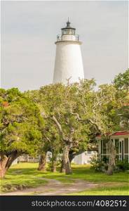 The Ocracoke Lighthouse and Keeper&rsquo;s Dwelling on Ocracoke Island of North Carolina&rsquo;s Outer Banks