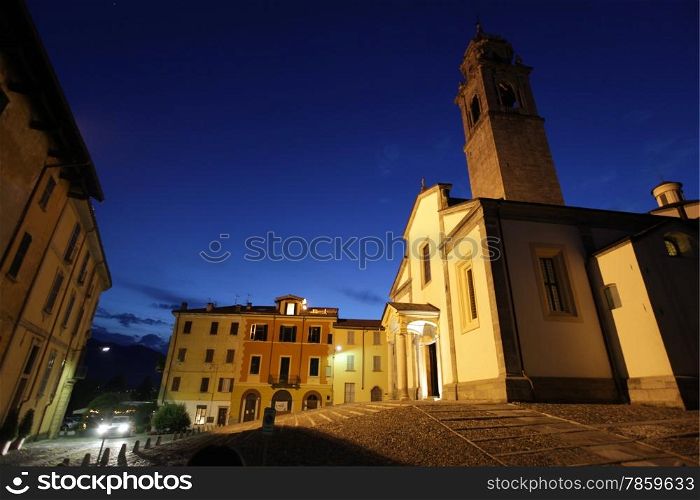 The old town of Pallanza near to Verbania on the Lago maggiore in the Lombardia in north Italy. . EUROPE ITALY LOMBARDIA