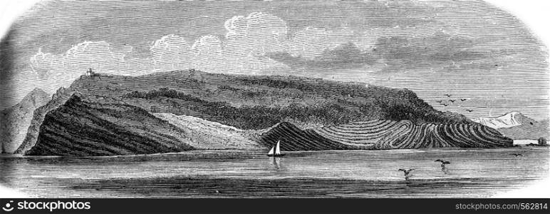 The Palmaria island in the Gulf of Spezia, south side, vintage engraved illustration. Magasin Pittoresque 1869.