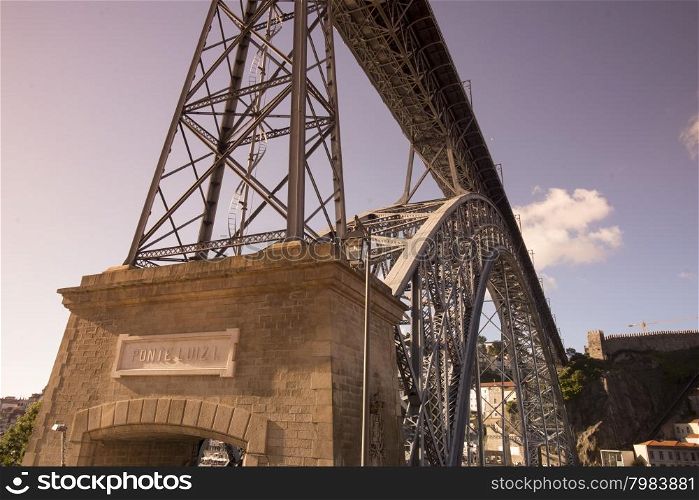 the Ponte de Dom Luis 1 on the Douro River in Ribeira in the city centre of Porto in Porugal in Europe.. EUROPE PORTUGAL PORTO RIBEIRA PONTE DE DOM LUIS