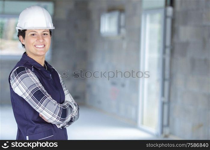 the portrait of woman builder