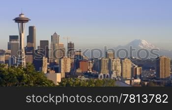 The Seattle skyline on a clear autumn evening with Mount Rainier in the background