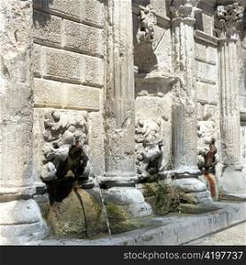 The Venetian-era Rimondi Fountain in Rethymnon, Crete, which is one of the city&acute;s main landmarks.