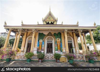 the Wat Kandal Temple in the city centre of Battambang in Cambodia. Cambodia, Battambang, November, 2018. CAMBODIA BATTAMBANG WAT KANDAL TEMPLE