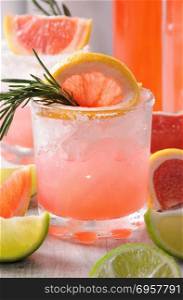 This magnificent cocktail of fresh pink Palomas . A festive drink is ideal for brunch, parties and holidays.. Sparkling cocktail pink Paloma