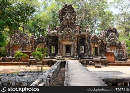 Thommanon, part of Khmer Angkor temple complex, popular among tourists ancient lanmark and place of worship in Southeast Asia. Siem Reap, Cambodia.