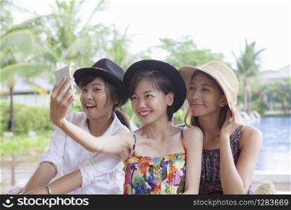 three style of asina younger woman selfie photography my smart phone happiness emotion