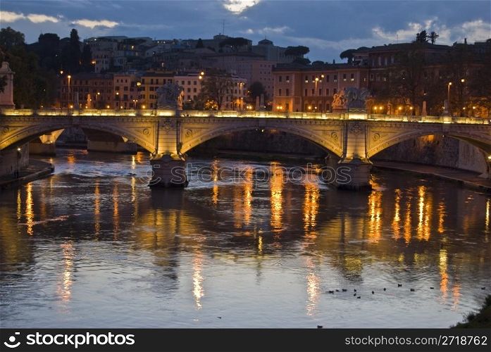 Tiber and Ponte Vittorio Emanuele II at dawn