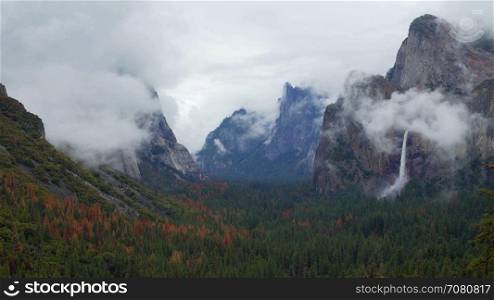Time lapse of storm rolling into Yosemite Valley