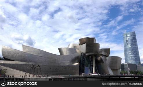 Timelapse of the back of the Guggenheim in Bilbao