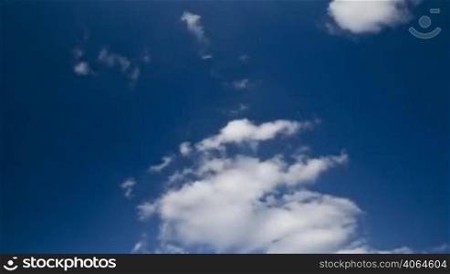 timlapse of a blue cloudy sky
