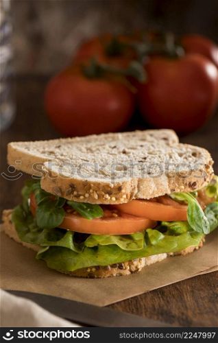 toast sandwich with greens tomatoes