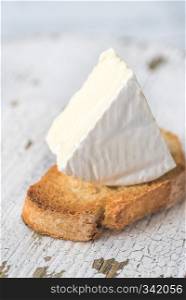Toasted bread with Camembert cheese