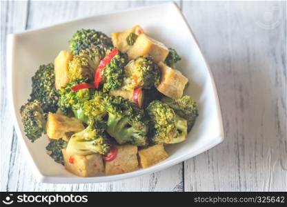 Tofu and broccoli stir-fry