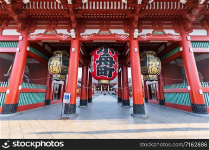 TOKYO, JAPAN - March 27, 2019: hozomon entrance gate to the sensoji temple at Tokyo, Japan