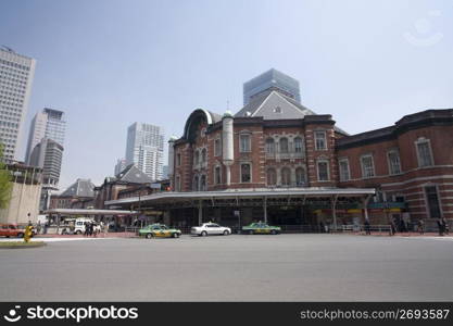 Tokyo station