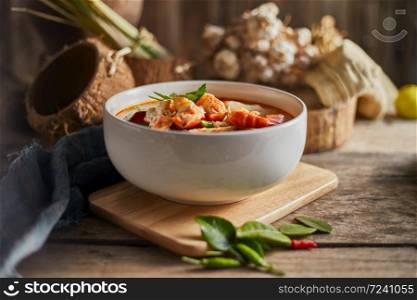 Tom Yum Kung, Spicy prawn soup.