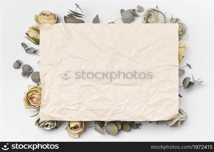 top view bouquet paper roses with copy space. High resolution photo. top view bouquet paper roses with copy space. High quality photo