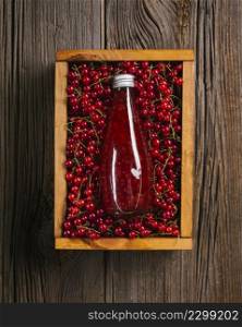 top view cranberry juice wooden background