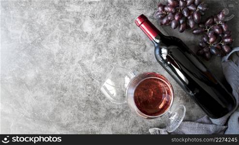Top view delicious organic wine and grapes Picture on . Resolution and high quality beautiful photo. Top view delicious organic wine and grapes Picture on . High quality beautiful photo concept