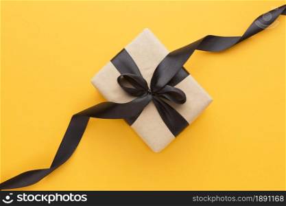 top view gift box with black ribbon. Resolution and high quality beautiful photo. top view gift box with black ribbon. High quality and resolution beautiful photo concept