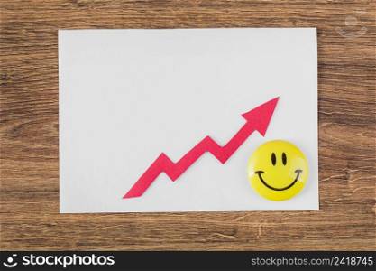 top view smiley face growth arrow