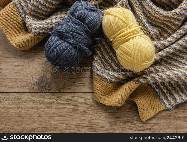 top view wool knitting 2