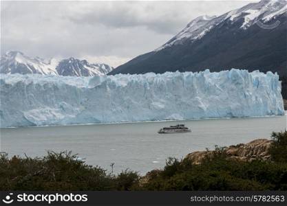 Tourboat near Perito Moreno Glacier, Lake Argentino, Los Glaciares National Park, Santa Cruz Province, Patagonia, Argentina