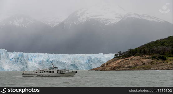 Tourboat near Perito Moreno Glacier, Lake Argentino, Los Glaciares National Park, Santa Cruz Province, Patagonia, Argentina