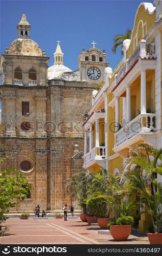Tourist in front of a cathedral, Cartagena, Colombia