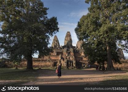 Tourists at Pre Rup temple, Krong Siem Reap, Siem Reap, Cambodia