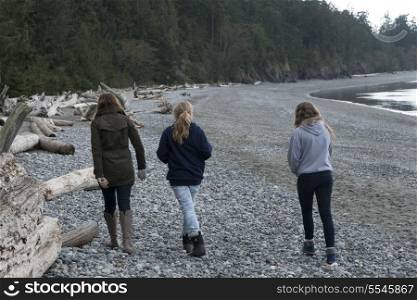 Tourists walking at the lakeside, Deception Pass State Park, Oak Harbor, Washington State, USA