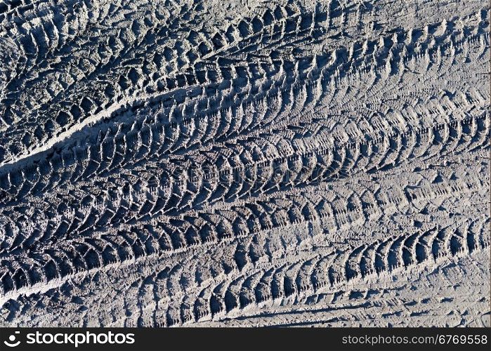 trace of a tyres in the mud