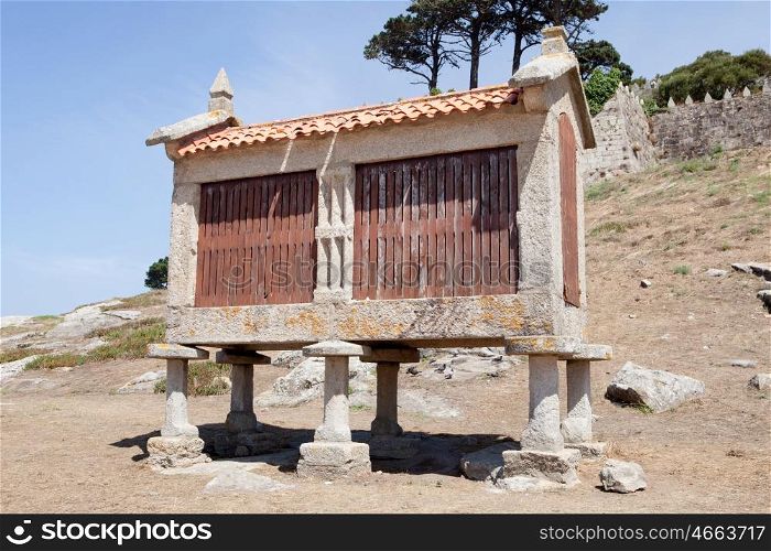Traditional structure in northwestern Spain to save the wheat