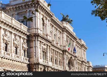 travel to Italy - Palace of Justice in Rome