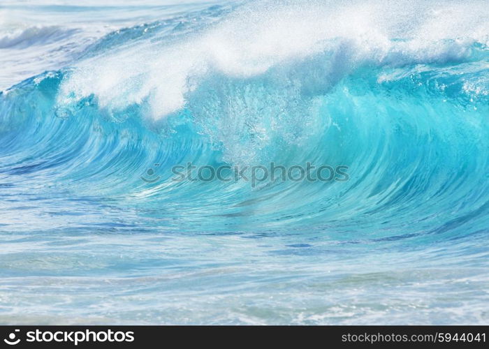 Turquoise waves at Sandy Beach, Oahu, Hawaii, USA