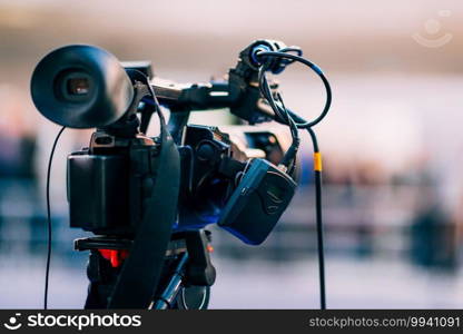 Tv camera