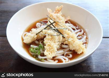 Udon noodles with shrimp tempura