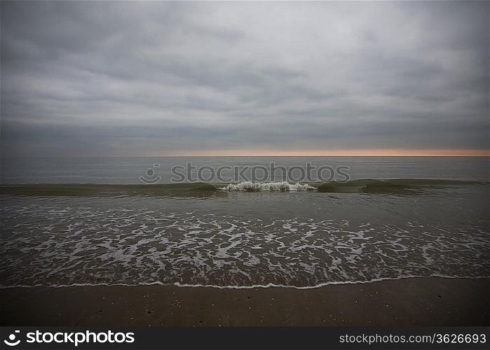 UK, Norfolk, Horizon over sea