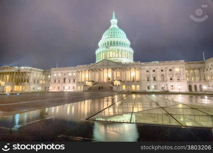 US Capitol Building at night