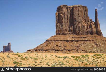 USA, Arizona, Mitten Butte at Monument Valley