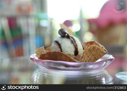 vanilla ice cream with waffle