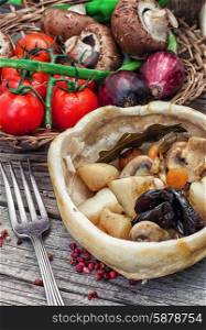 vegetable hot plate made of baked dough cooked in rustic style
