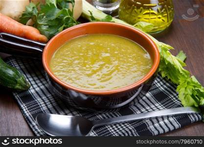 Vegetables soup with fresh vegetables