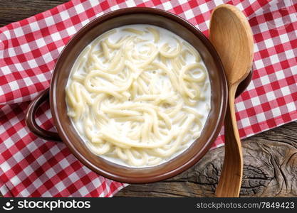 Vermicelli with milk