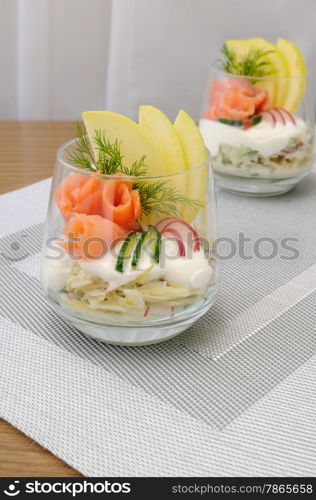 Verrin with apple, cucumber and radish for yogurt and smoked salmon&#xA;&#xA;