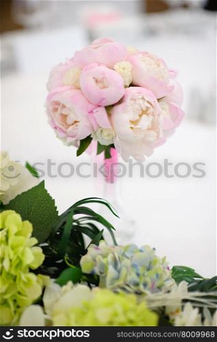 very nice bride&rsquo;s bouquet symbol of love