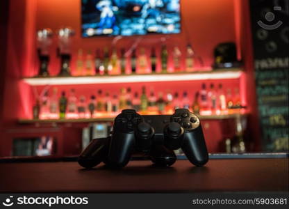 Video games . Video games at bar counter