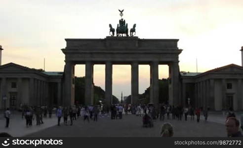 Brandenburger Tor - Zoom Out