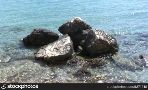 Felsen im Meer (Translated):
Rocks in the sea